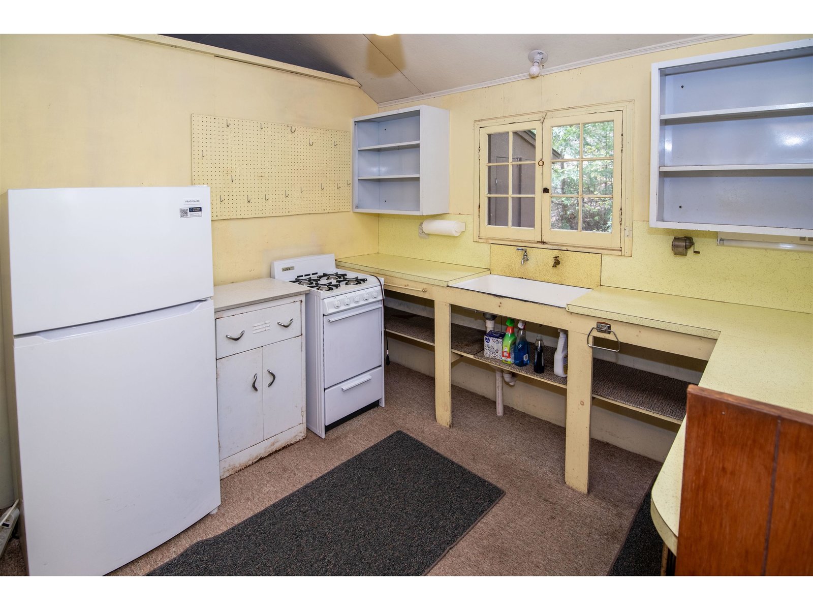 Tidy Kitchen