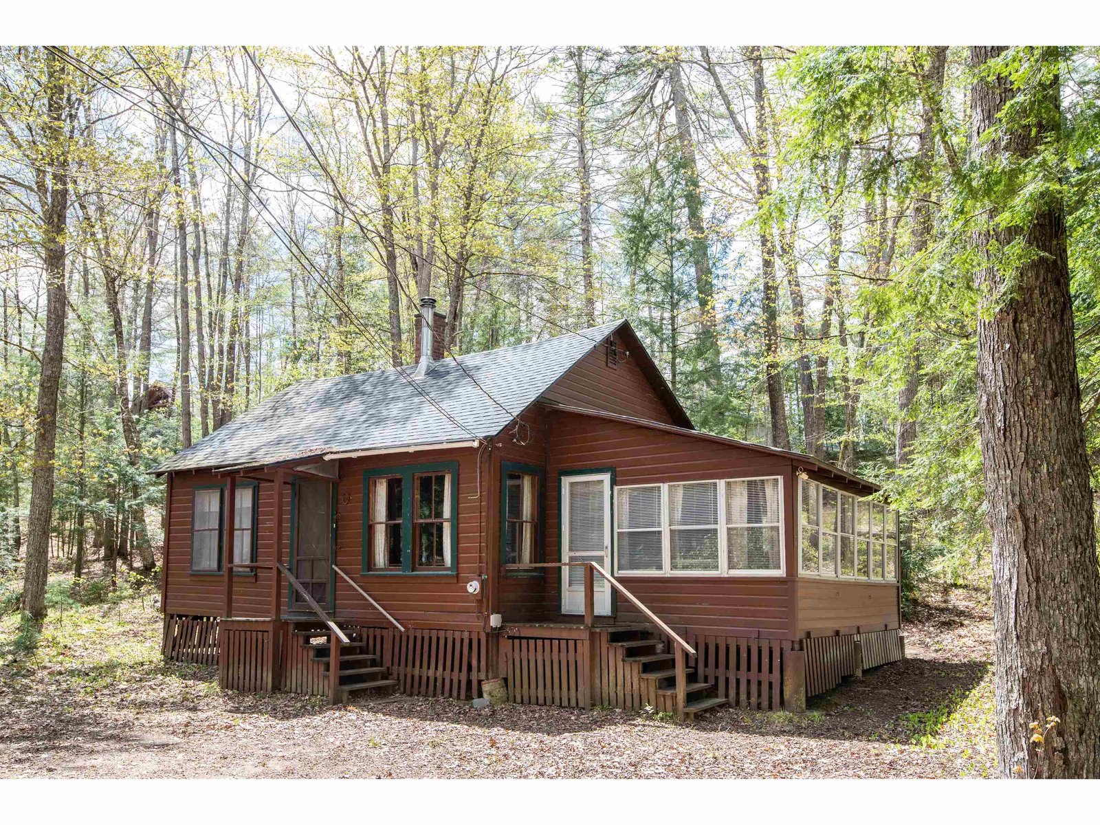Sweet Summer Cottage with Lake Rescue Access