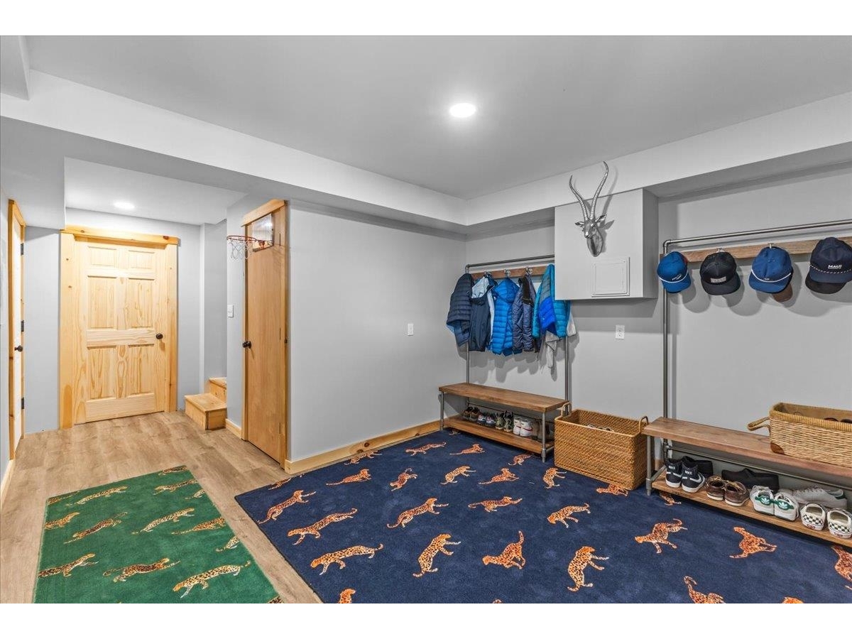 38 Owens Way