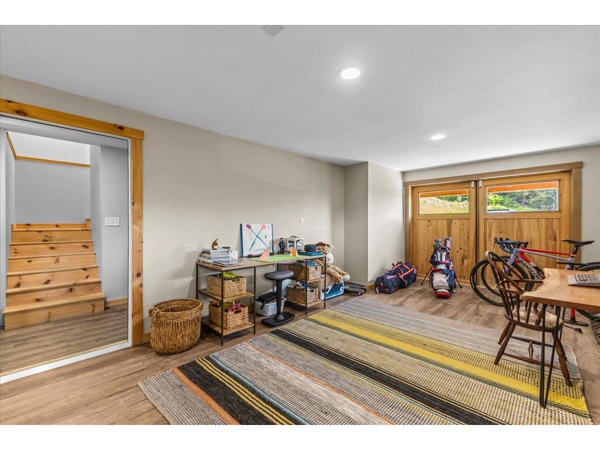38 Owens Way