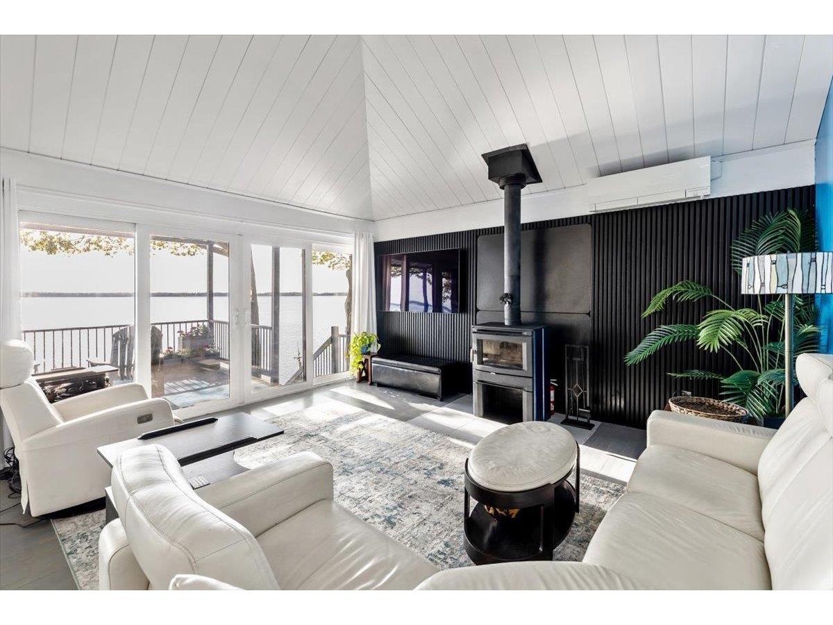 380 Lakewood Drive