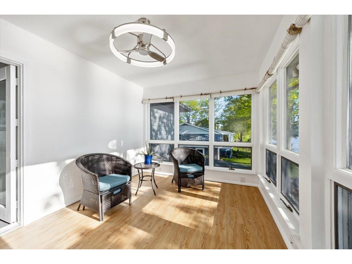 380 Lakewood Drive