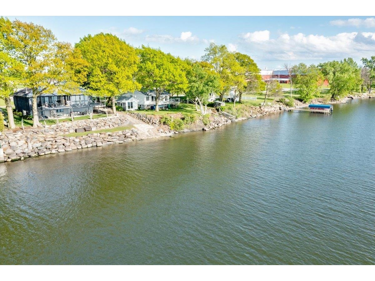 380 Lakewood Drive