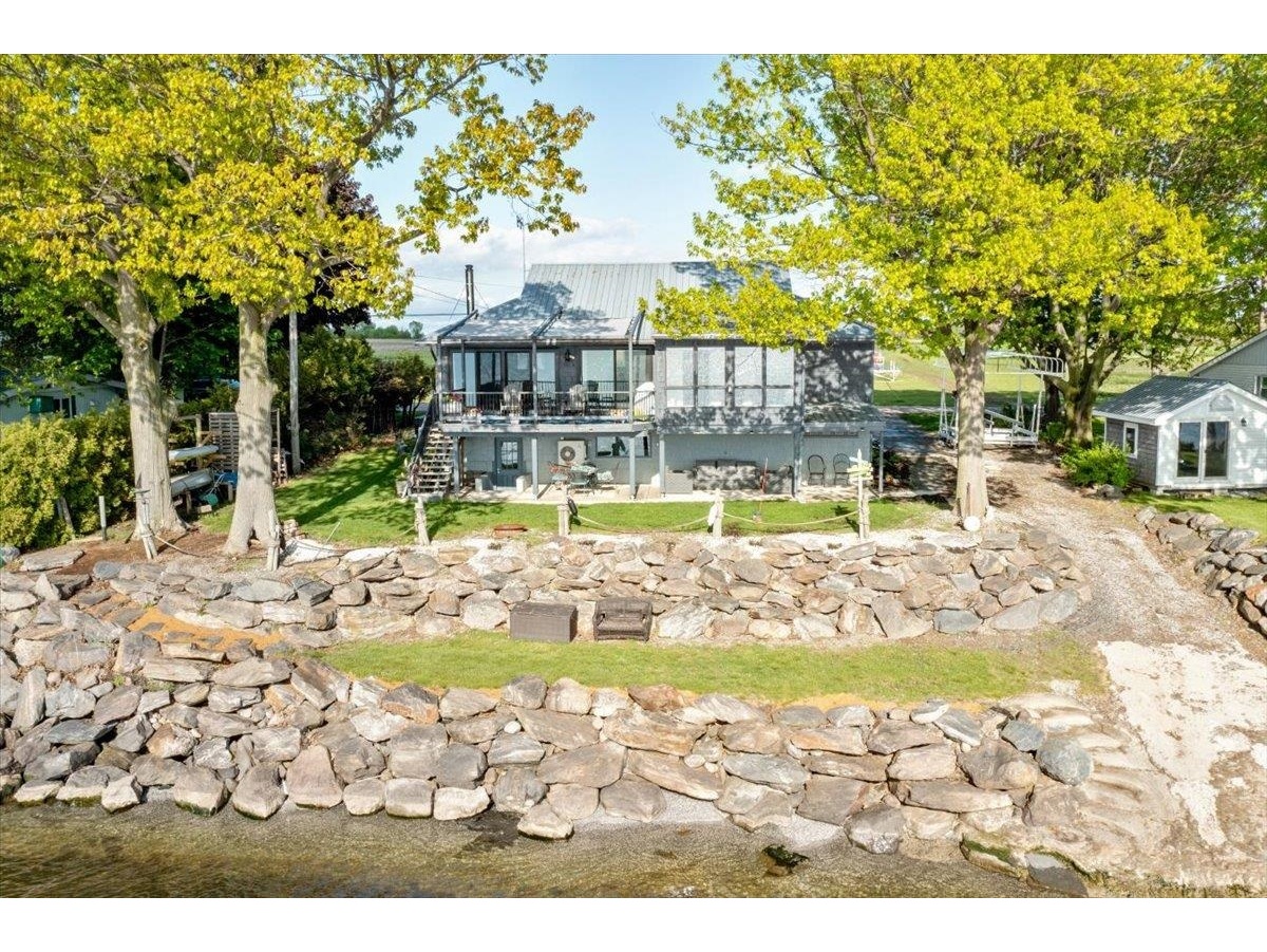 380 Lakewood Drive