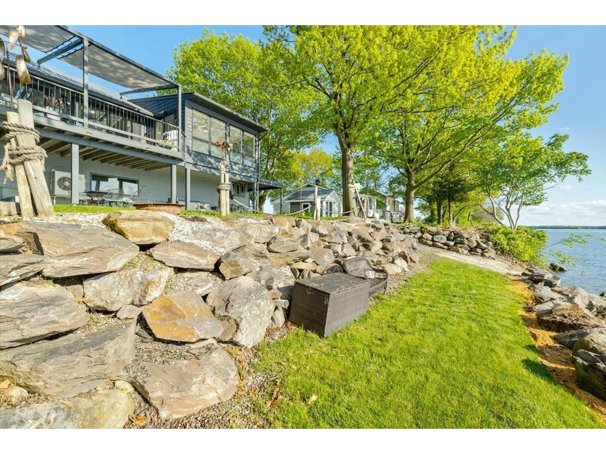 380 Lakewood Drive