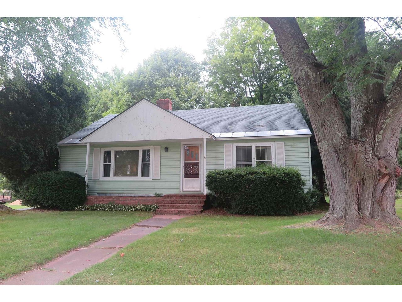 381 East Main Street