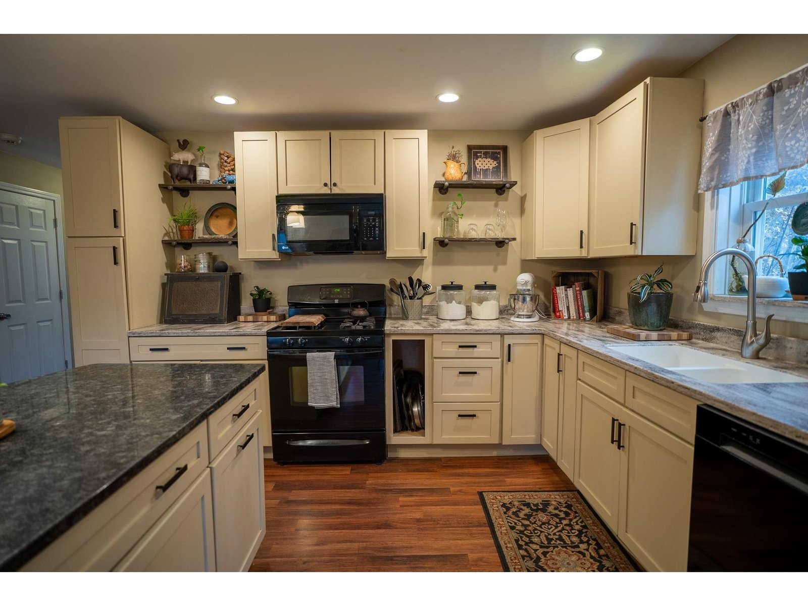 381 Lackey Hill Road