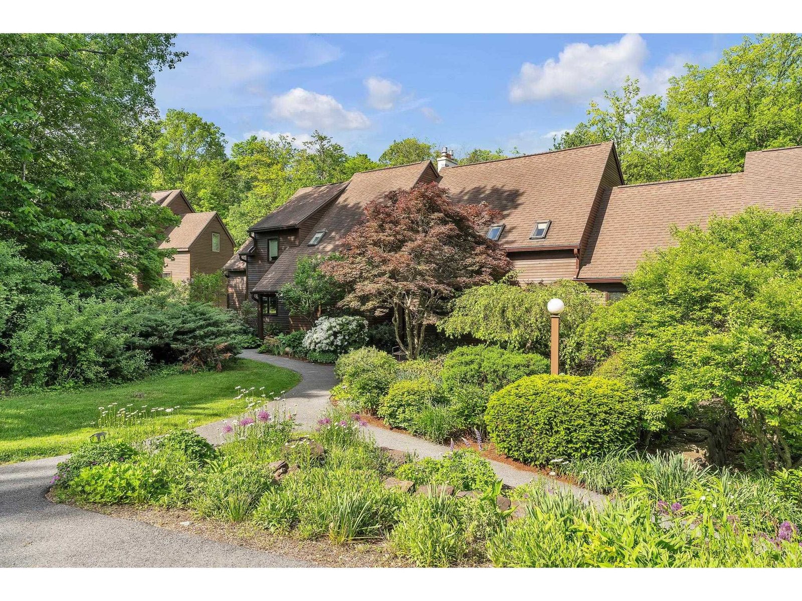 382 Acorn Lane, Unit E2