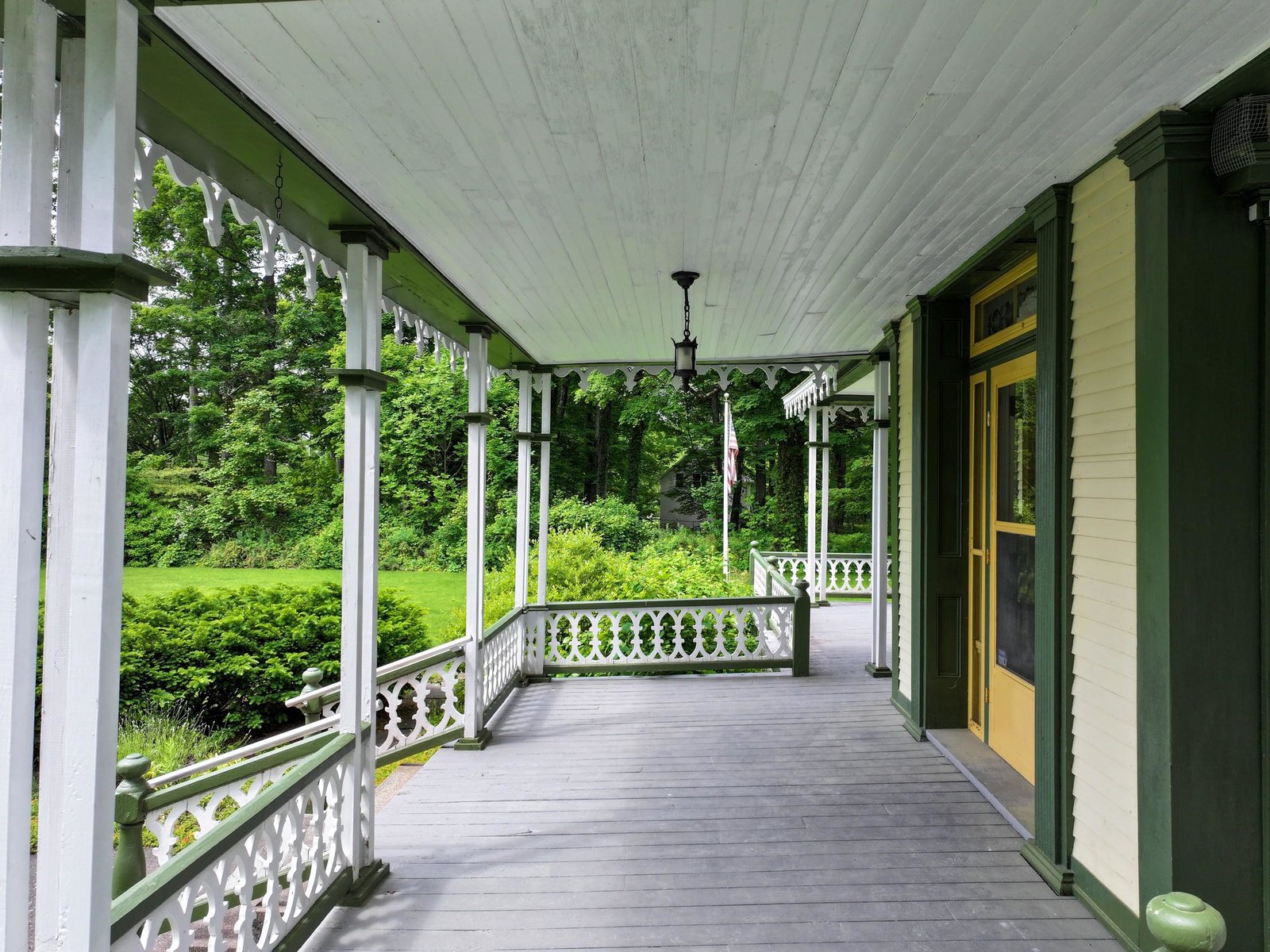 382 Hewitt Road