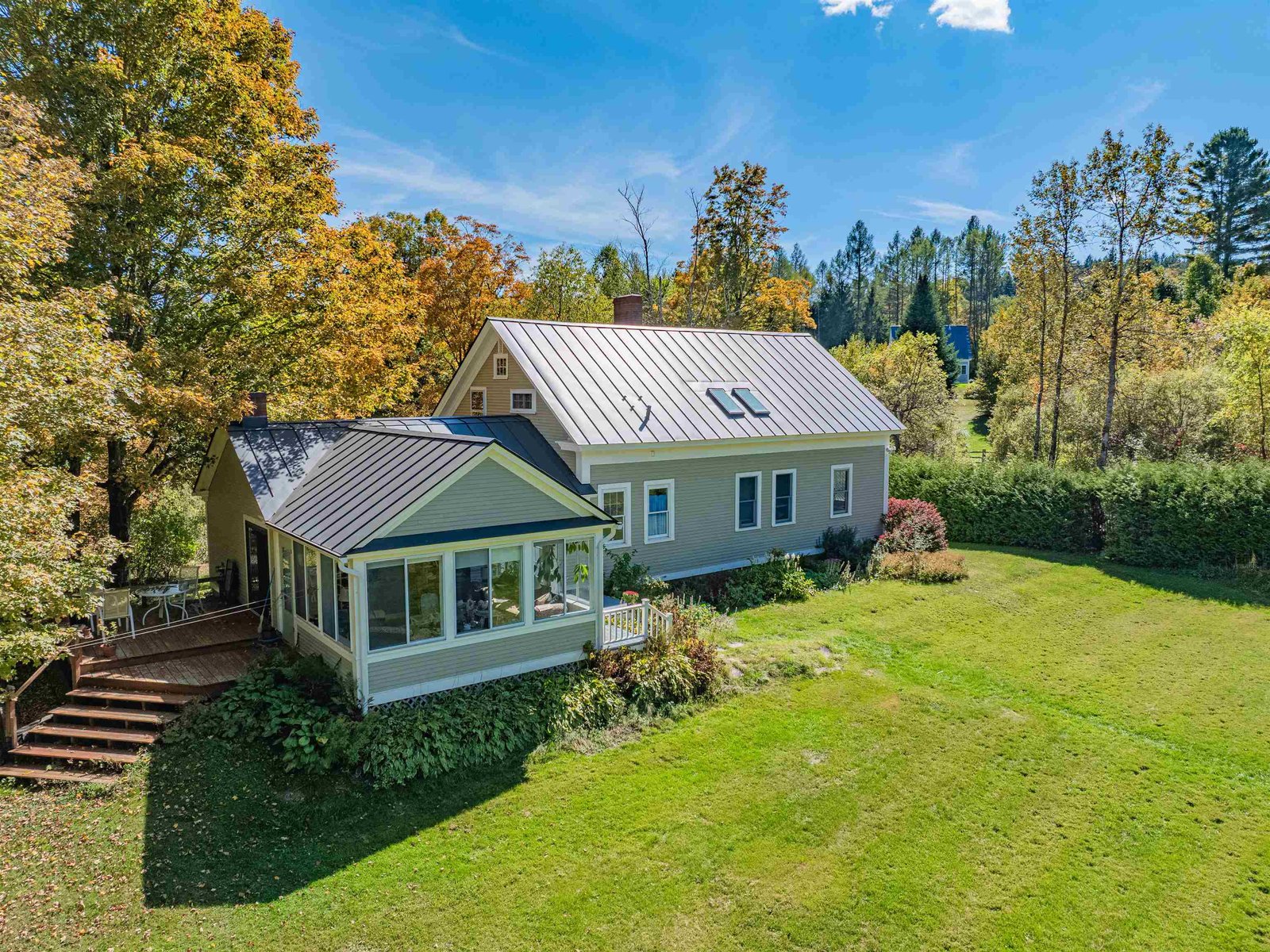 3821 Cabot Road