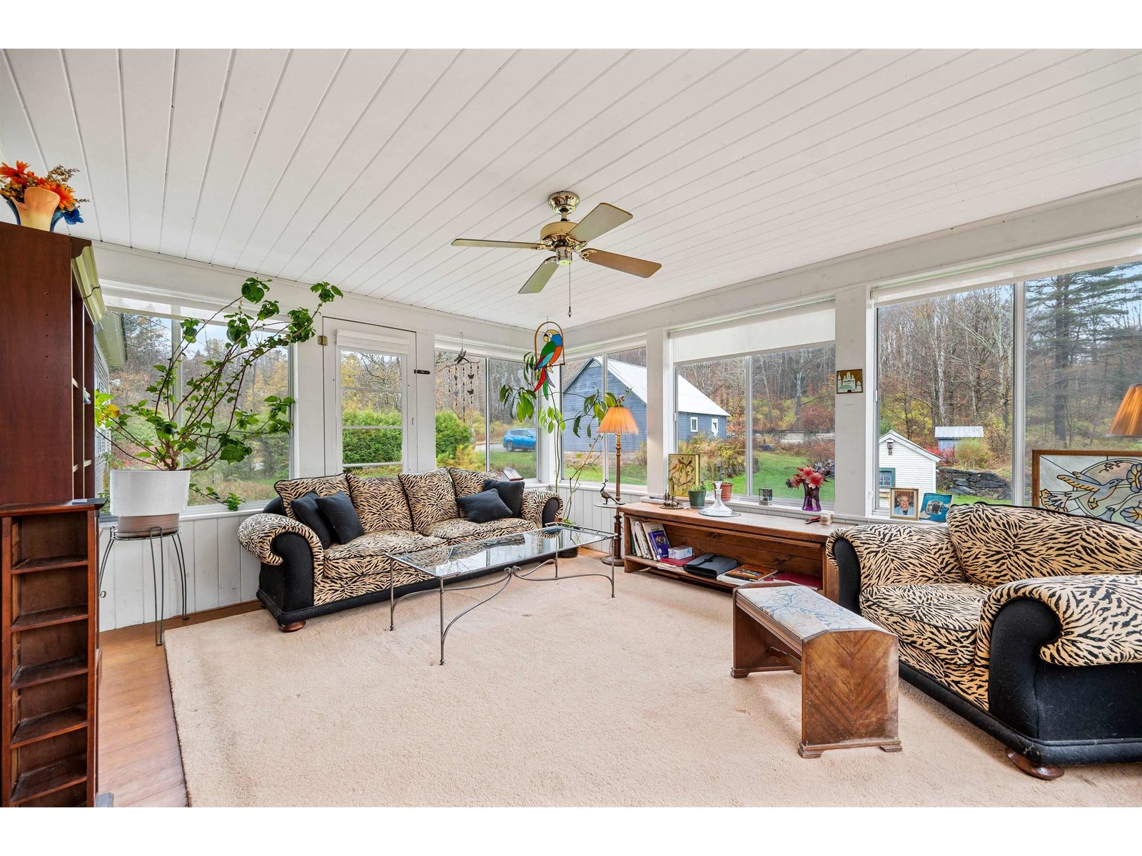 3821 Cabot Road
