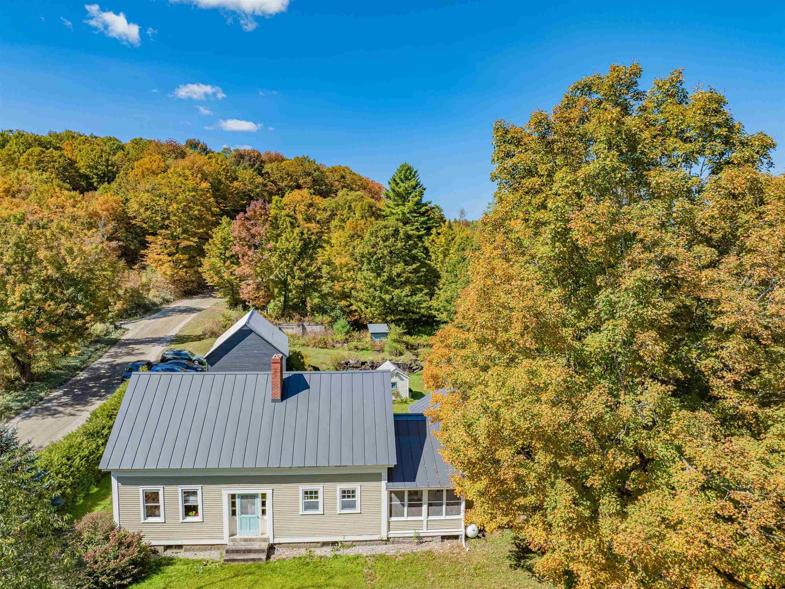 3821 Cabot Road