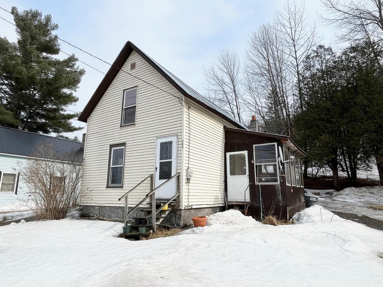 383 Glen Road