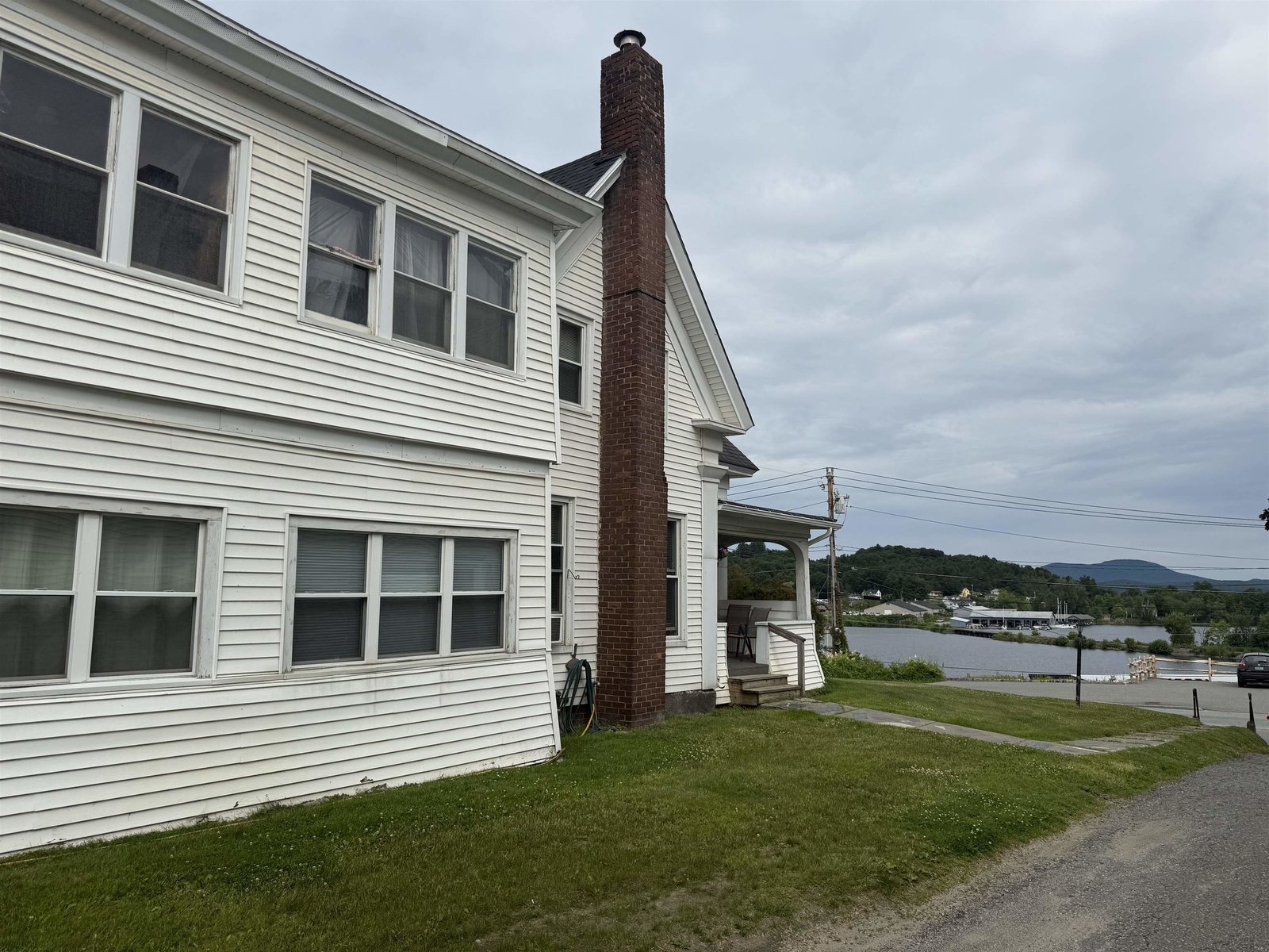383 Main Street