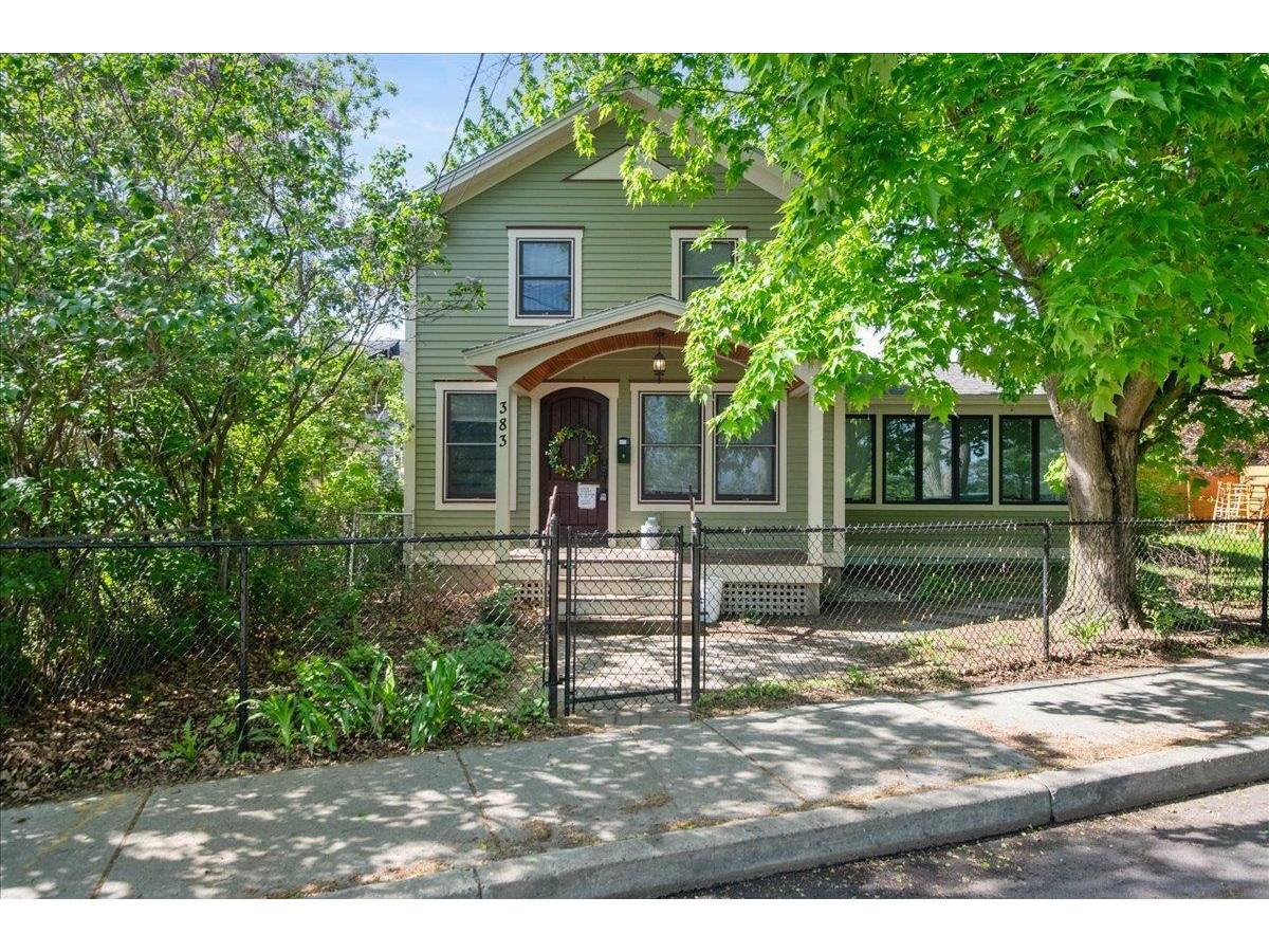 383 Manhattan Drive