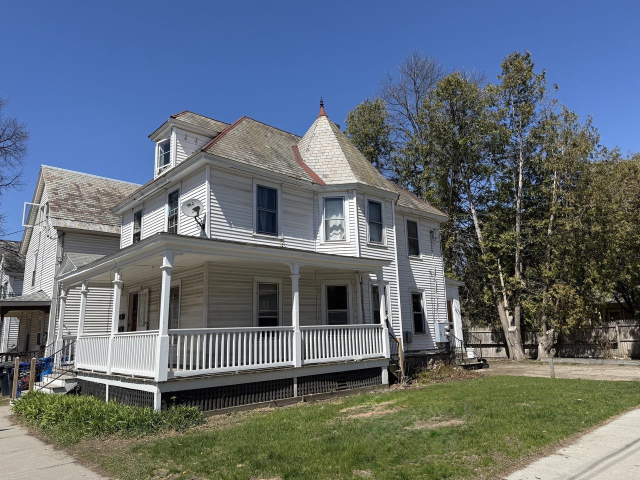 384 North Street