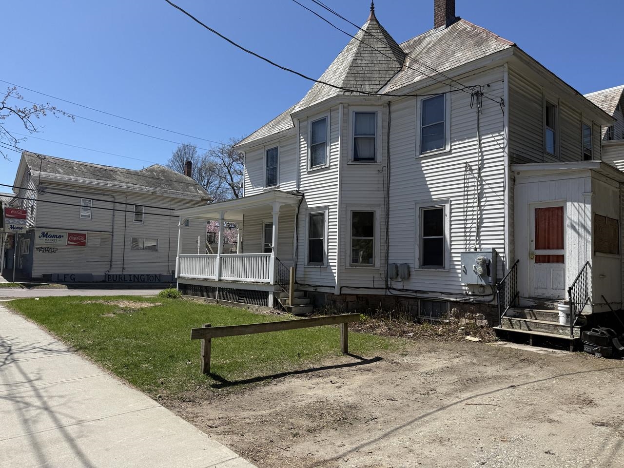 384 North Street