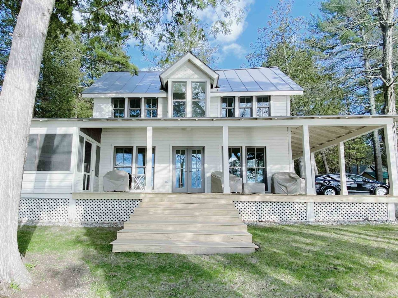 385 Mile Point Road