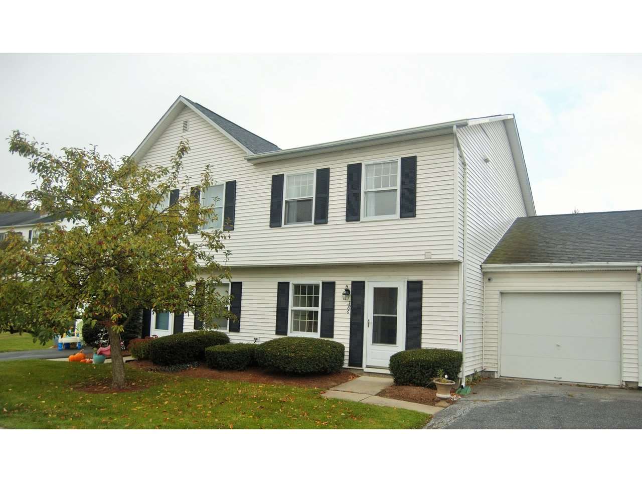 386 Northview Court