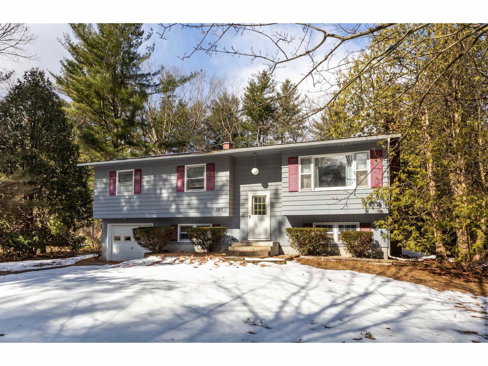 387 White Birch Lane