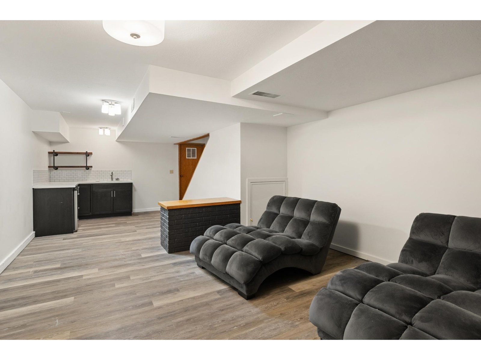388 College Street, Unit 4