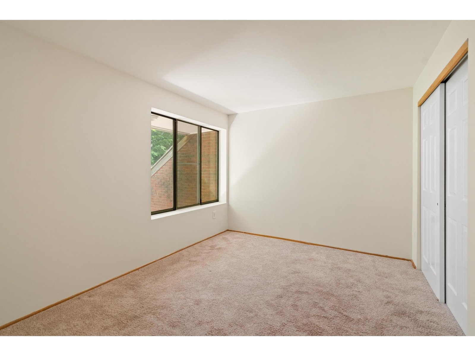 388 College Street, Unit 4