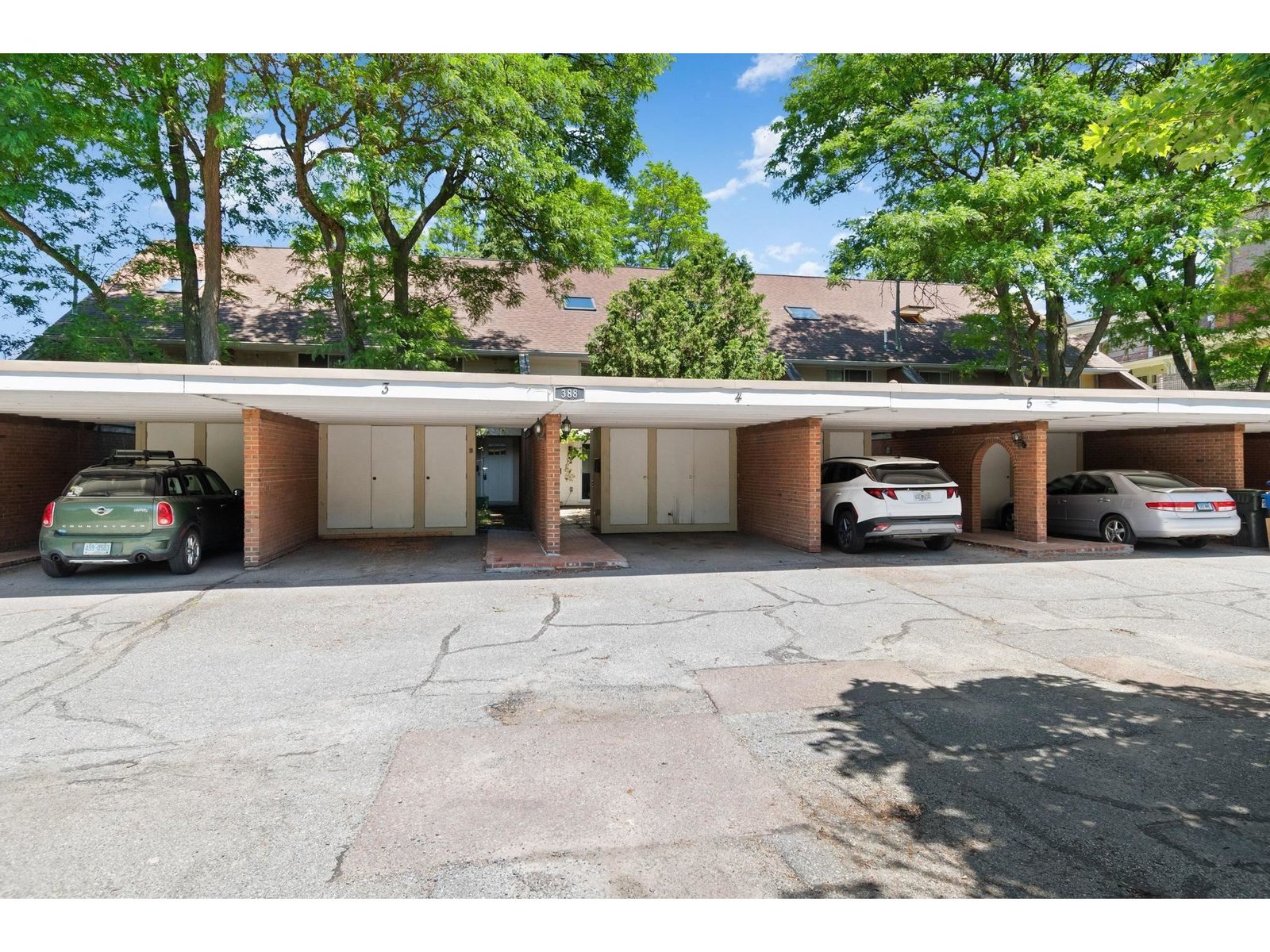 388 College Street, Unit 4