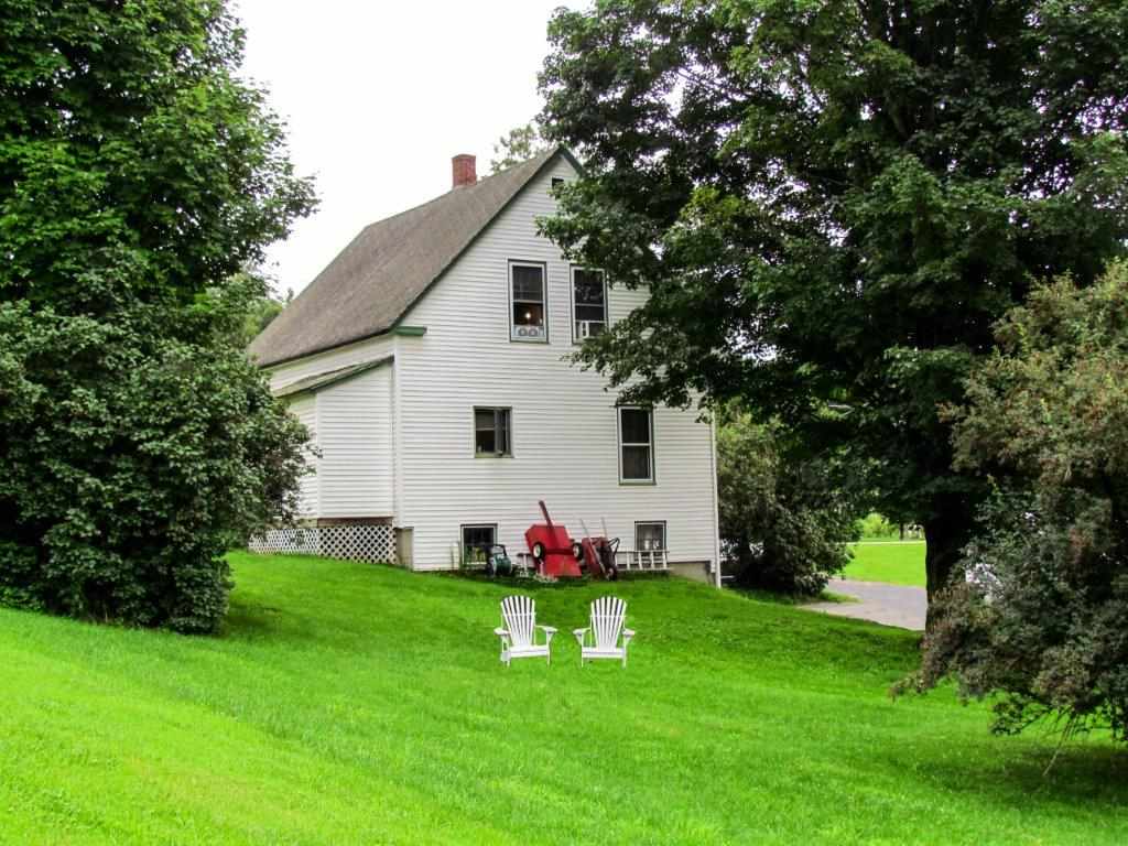 388 E Cobble Hill Road