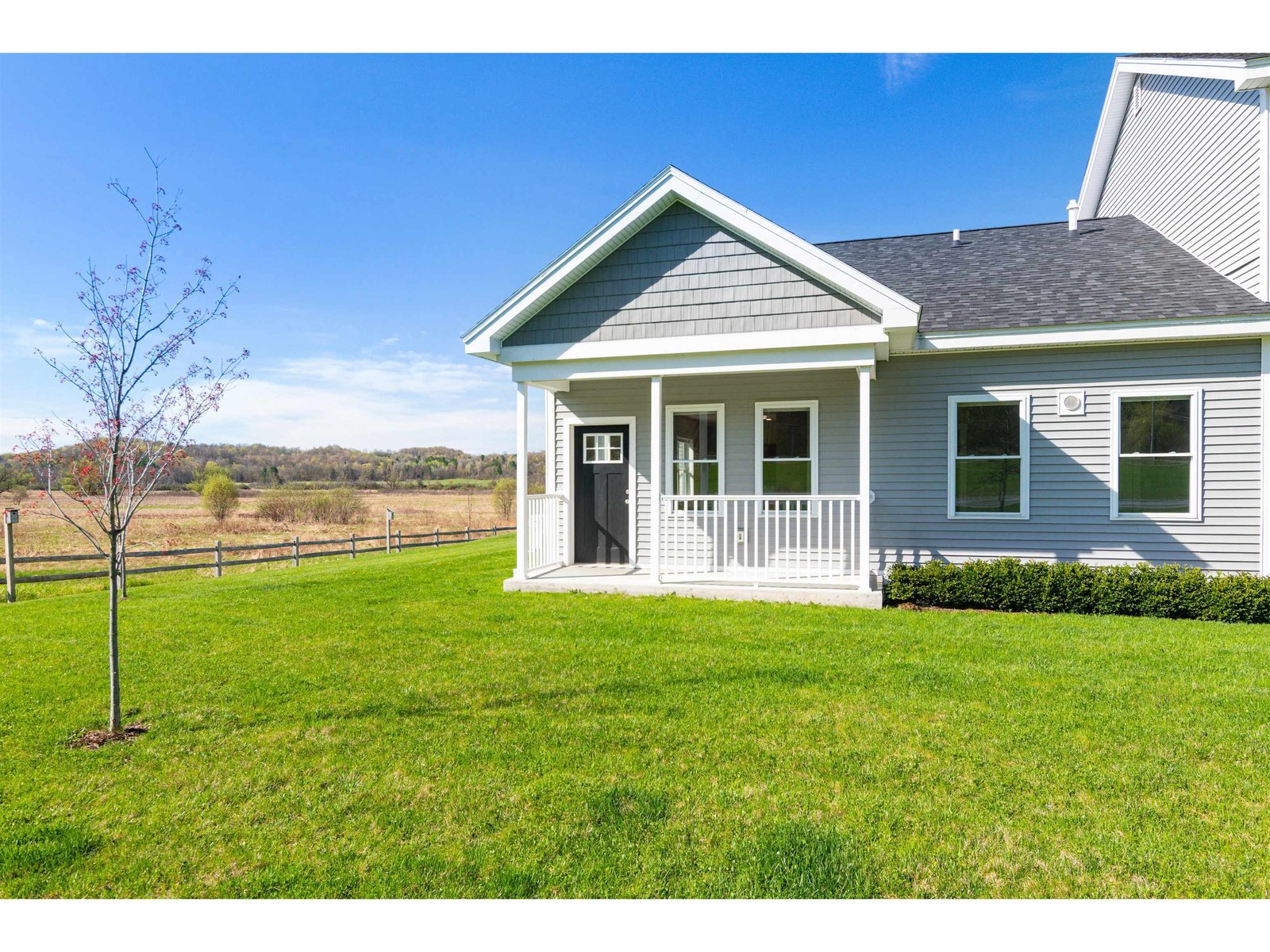 39 Clover Lane, Unit 14