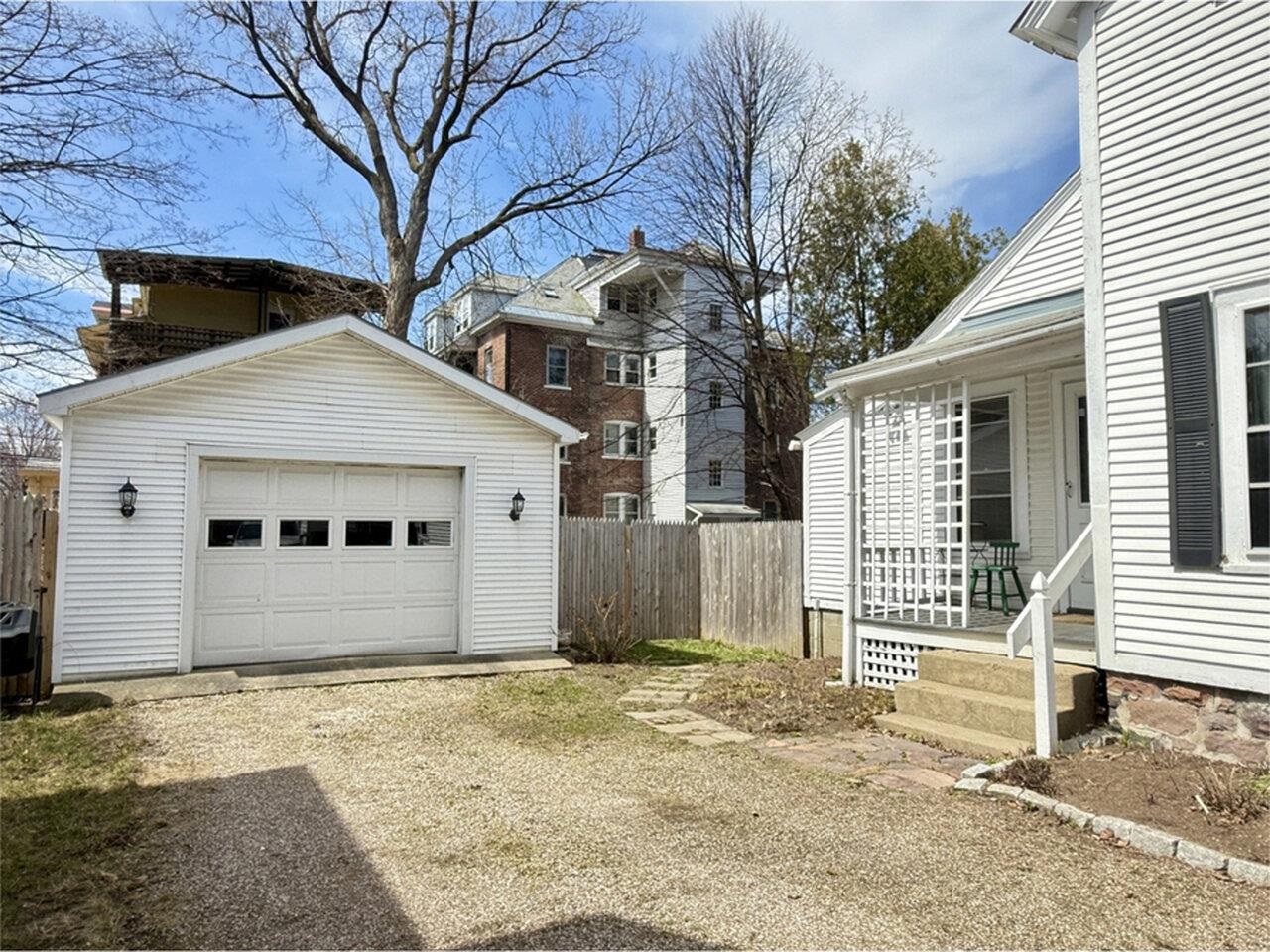 1-car garage