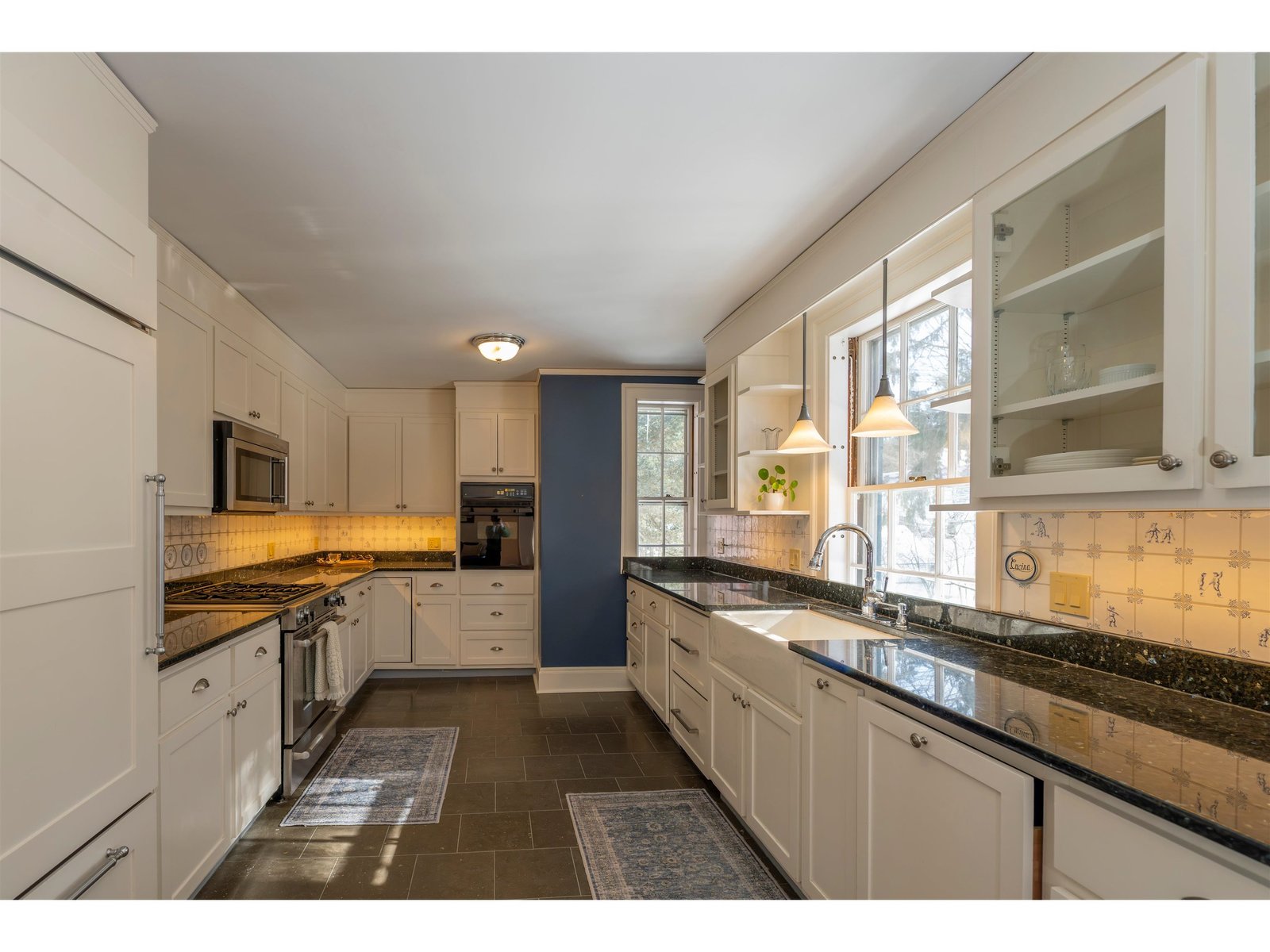 39 Elm Street, Unit B