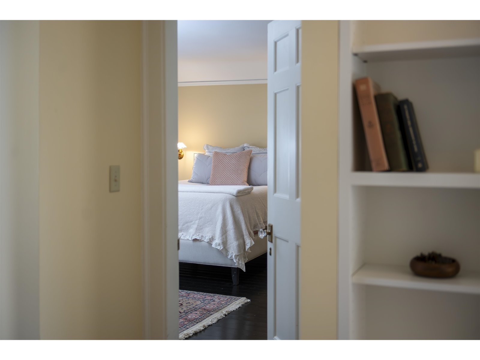 39 Elm Street, Unit B