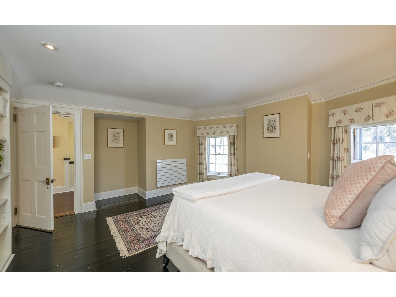 39 Elm Street, Unit B
