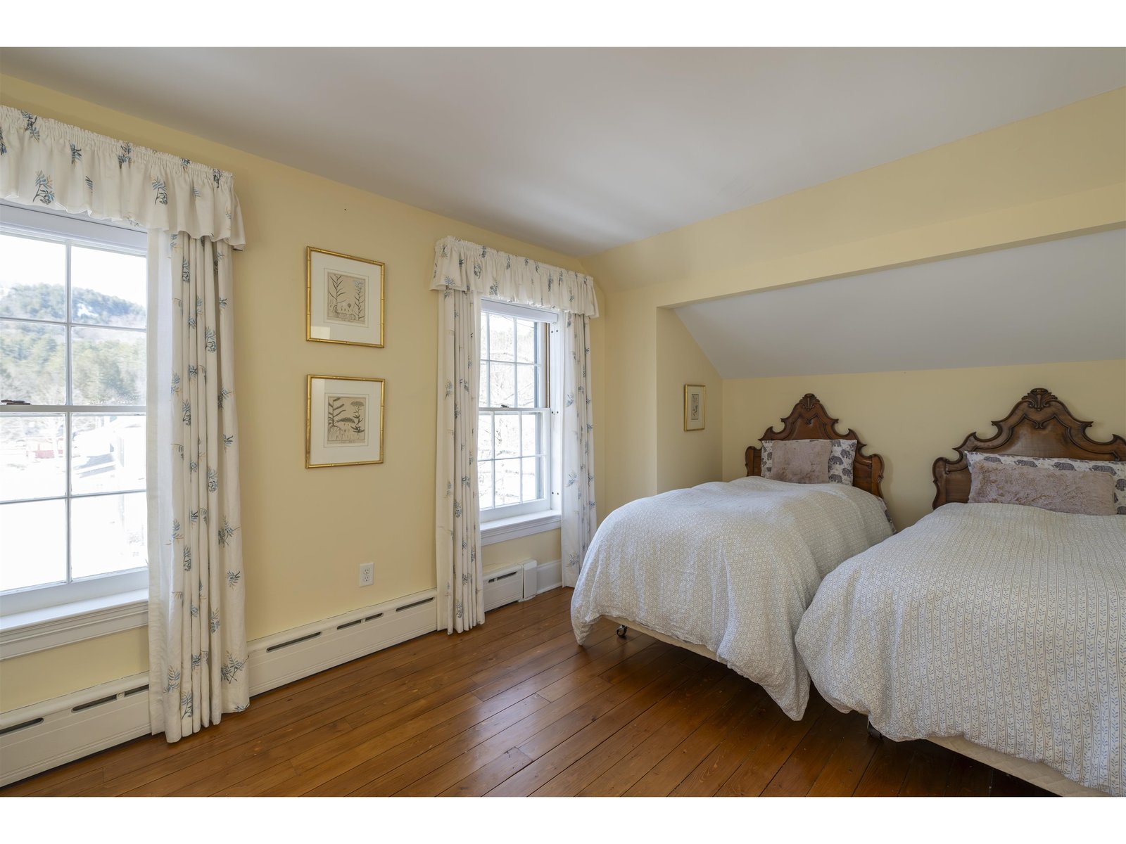 39 Elm Street, Unit B
