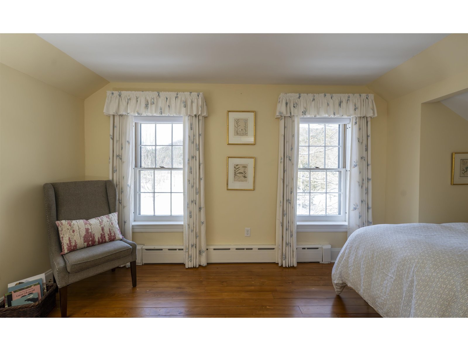 39 Elm Street, Unit B