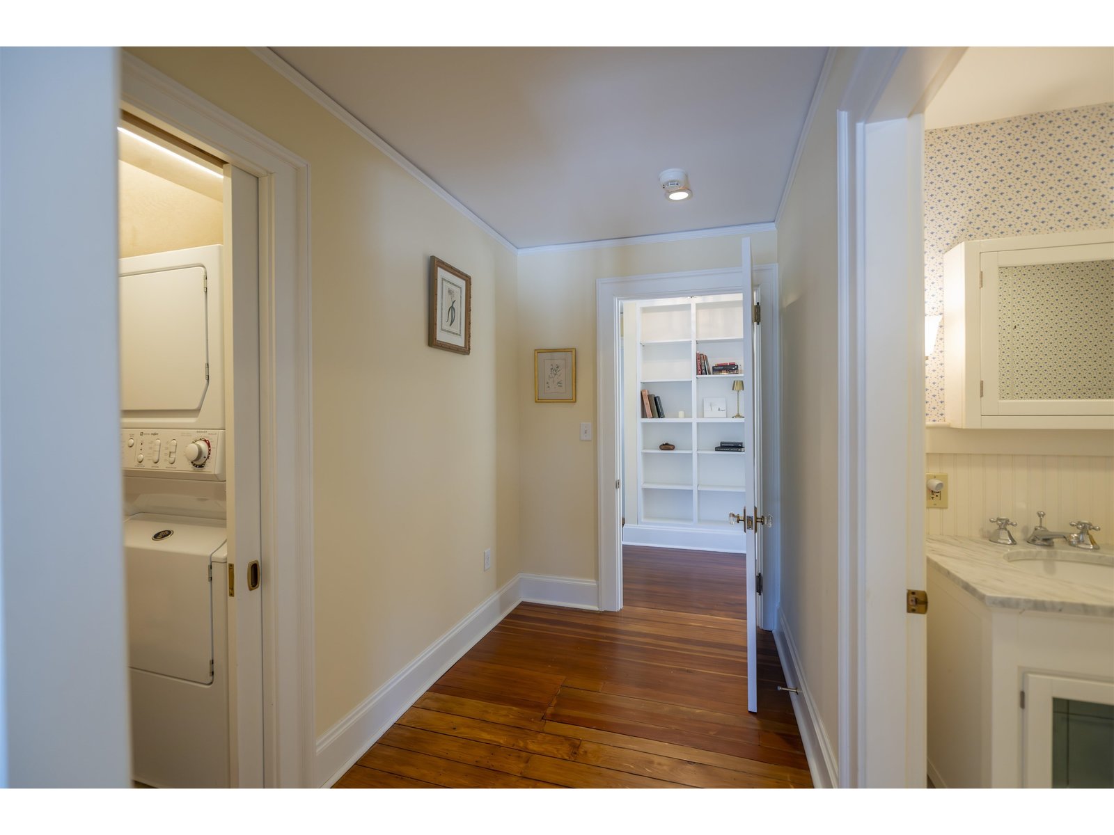 39 Elm Street, Unit B
