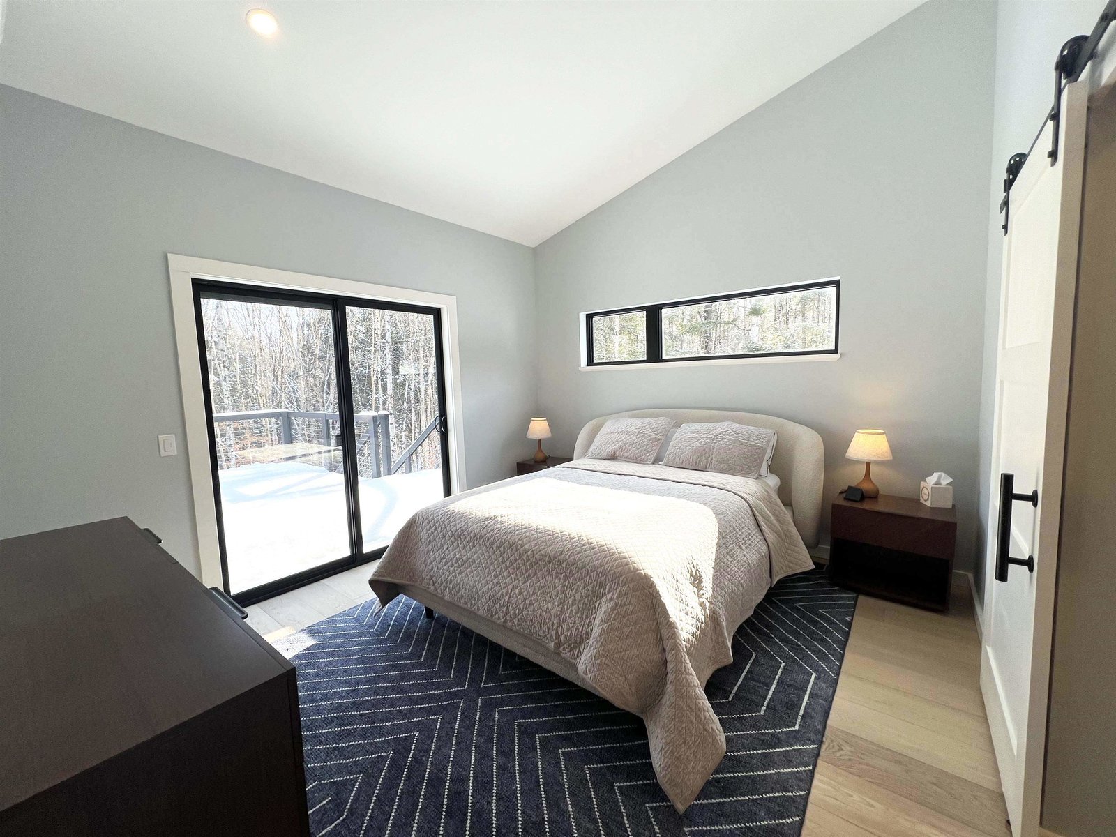 Bedroom (likeness only)