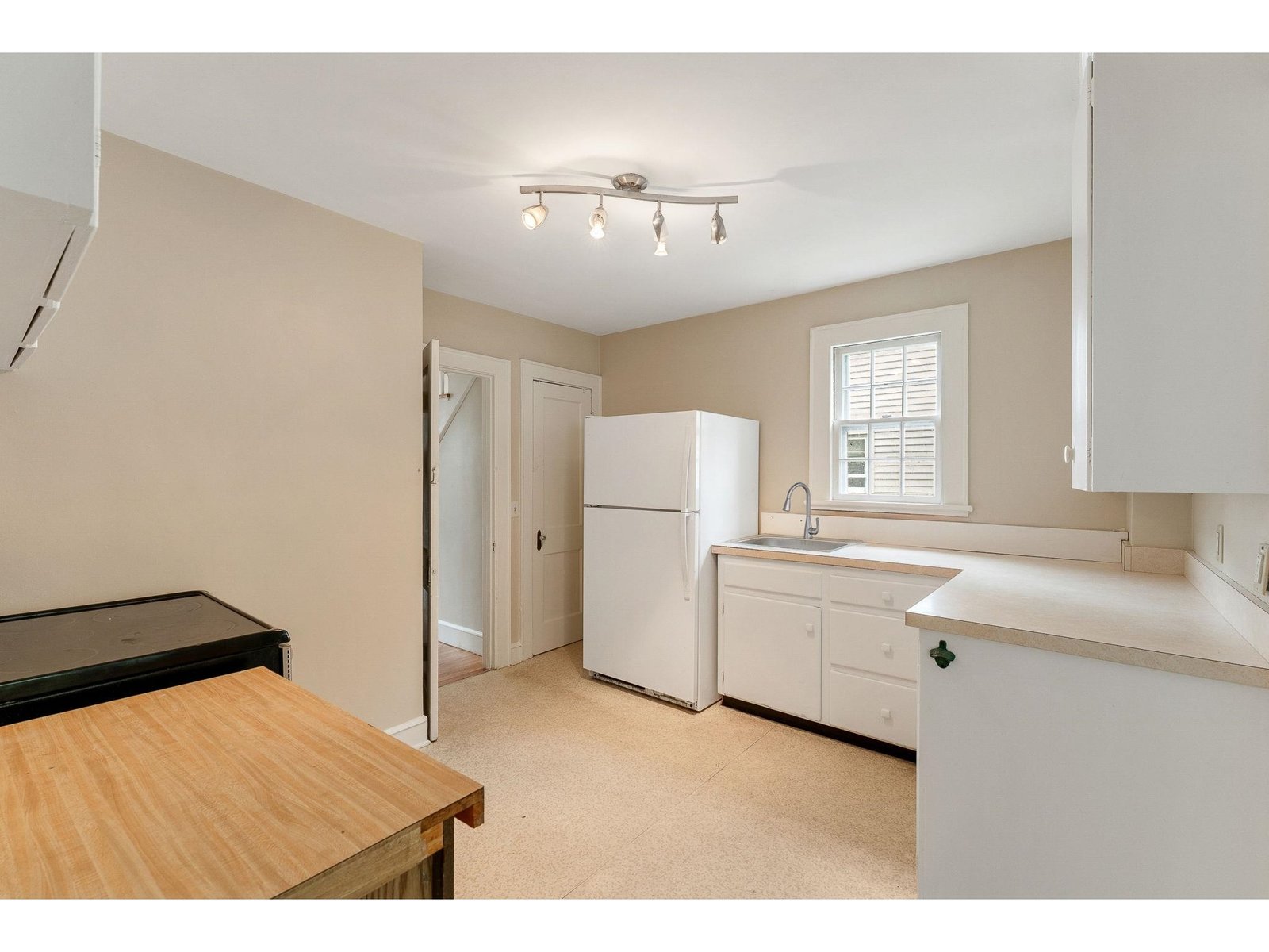 39 Latham Court
