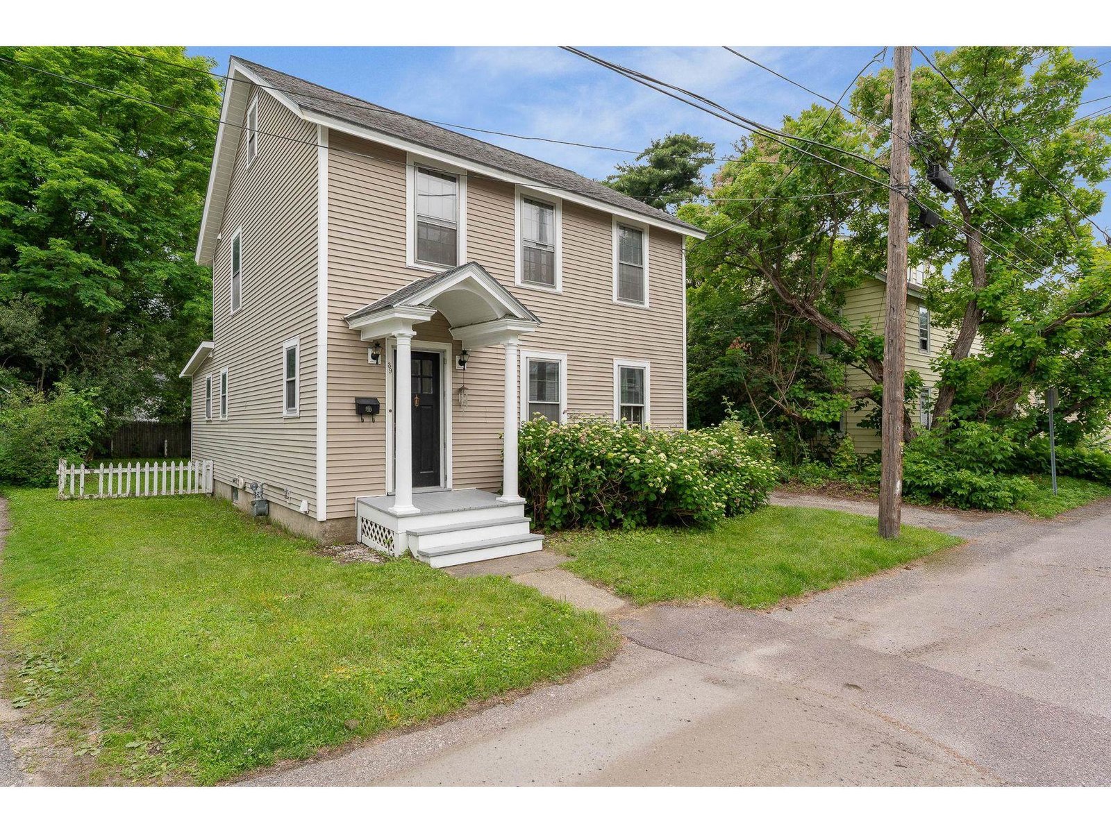 39 Latham Court