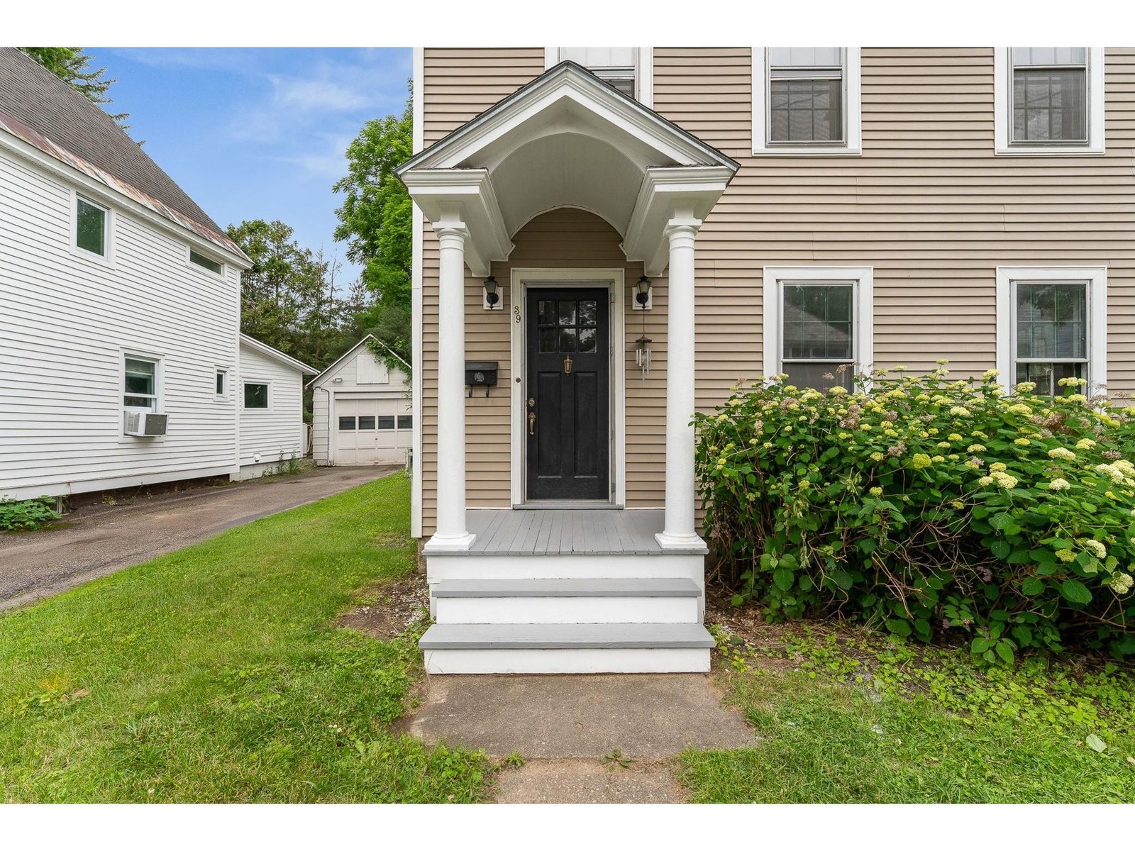39 Latham Court
