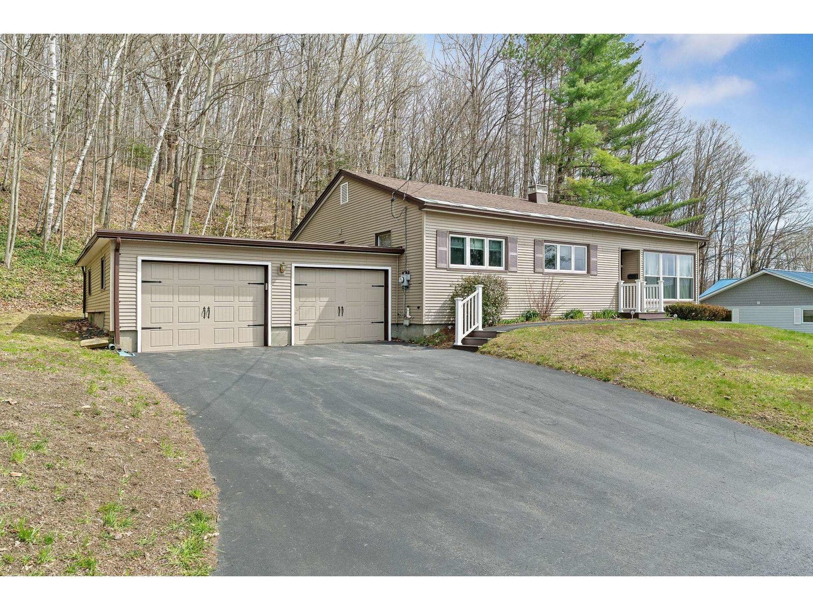 39 Maplewood Avenue