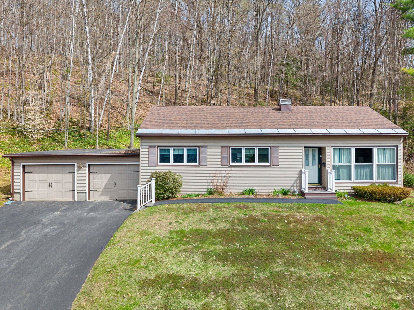 39 Maplewood Avenue