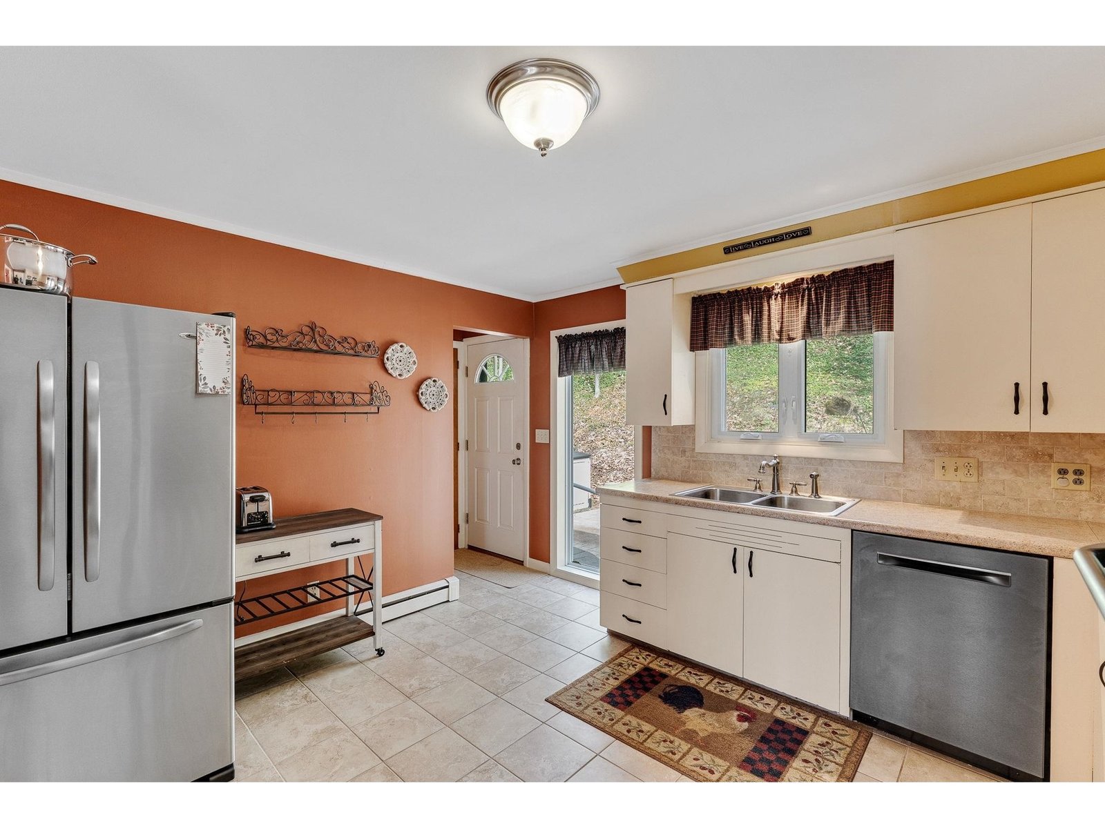 39 Maplewood Avenue