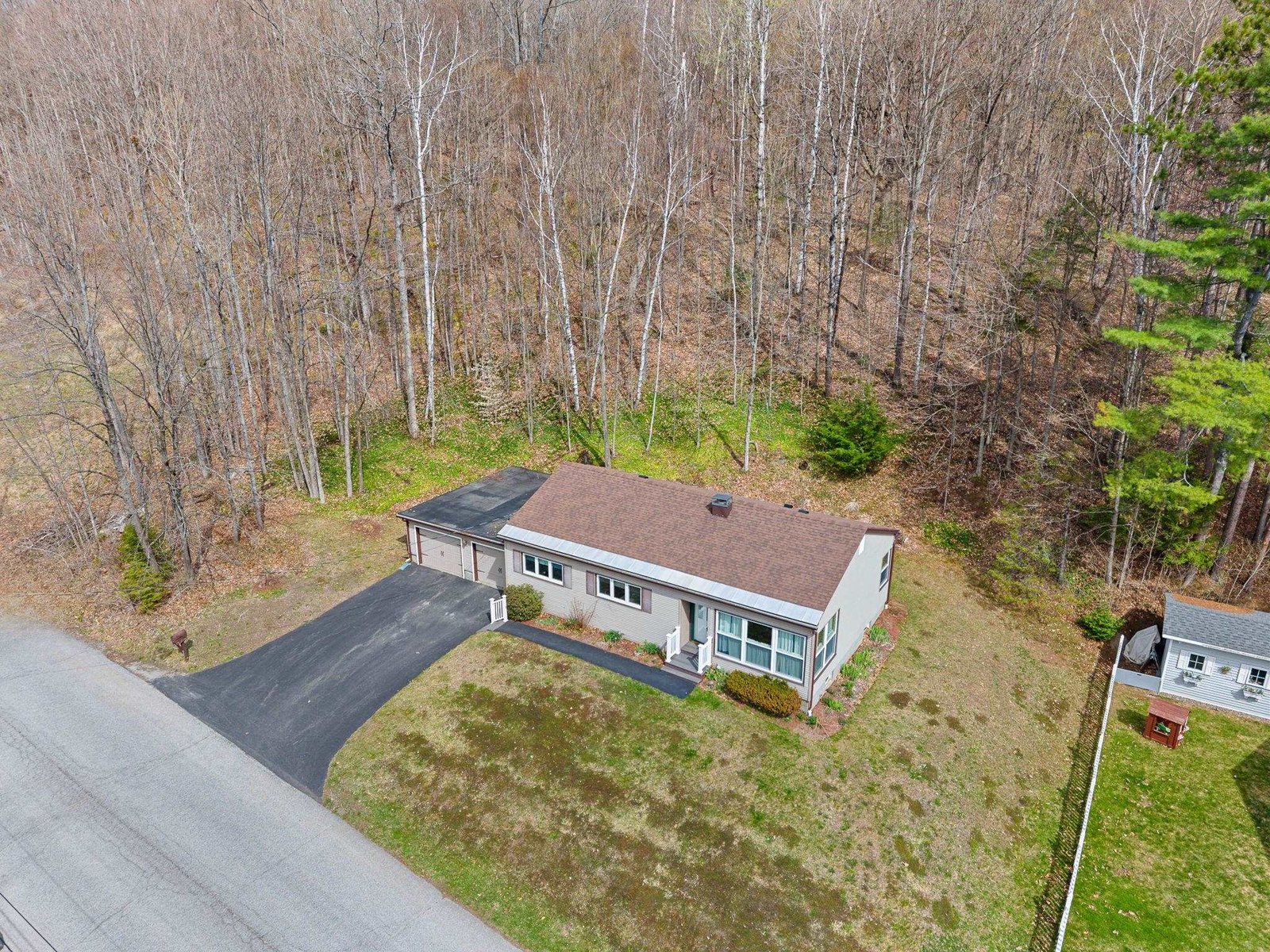 39 Maplewood Avenue