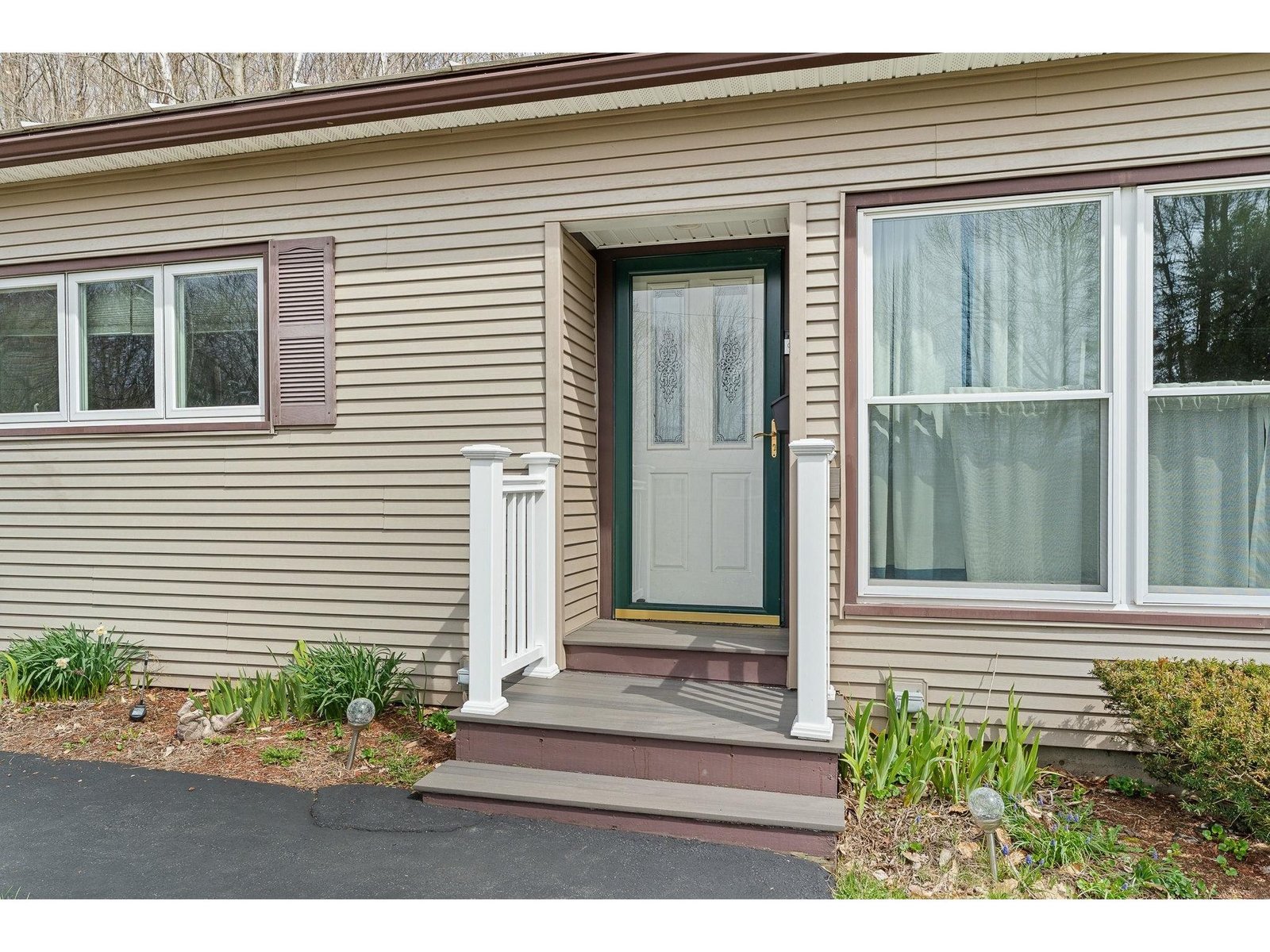 39 Maplewood Avenue