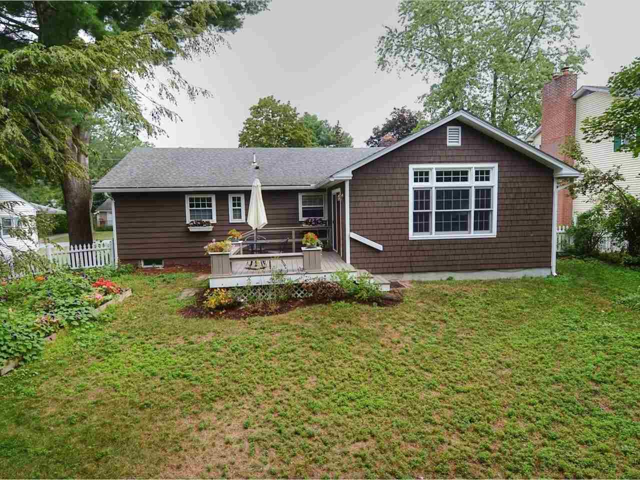 39 McIntosh Avenue
