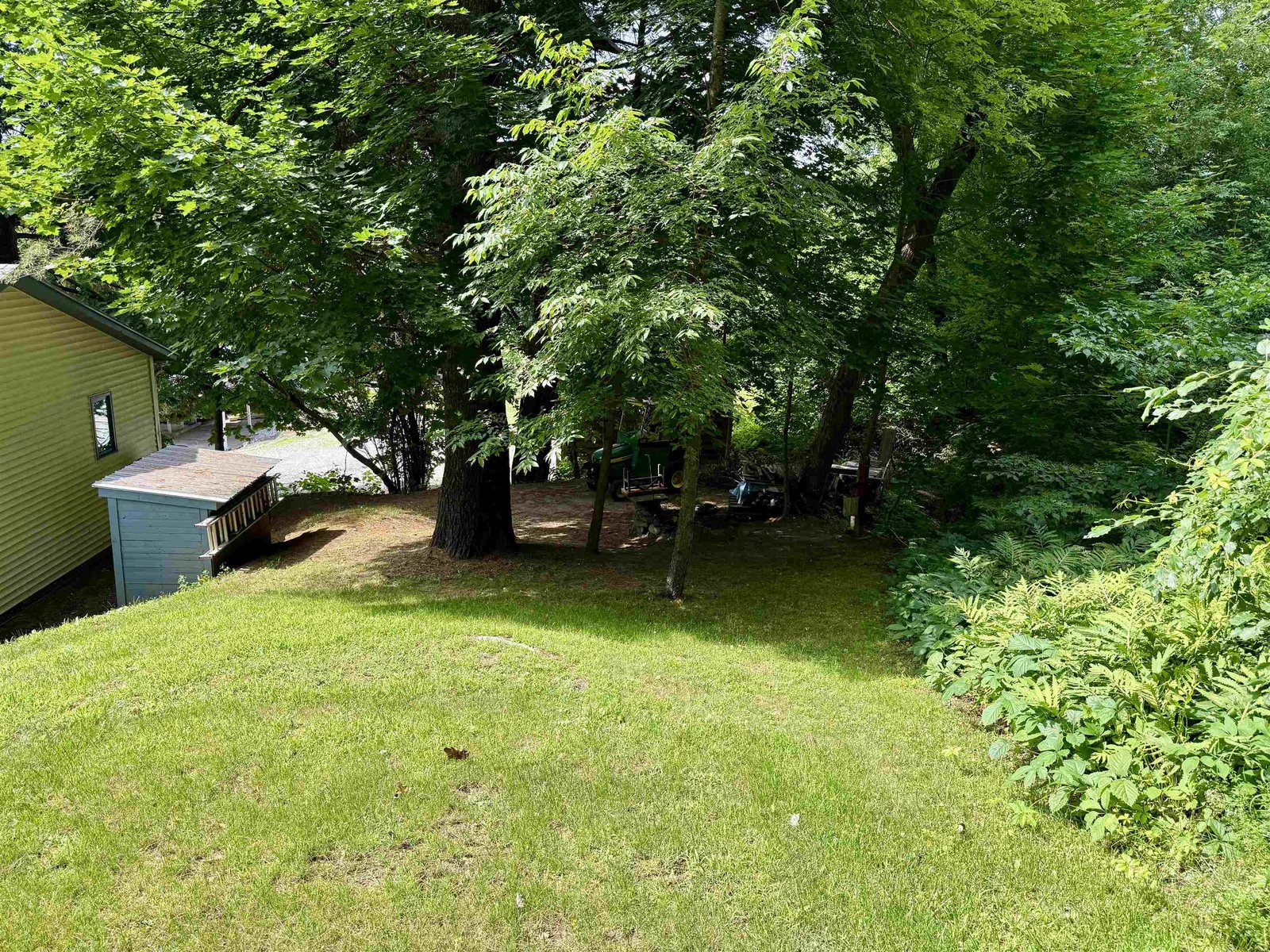 39 Middle Road