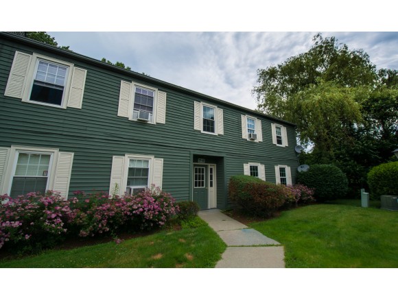 39 Twin Oaks Terrace, Unit 39