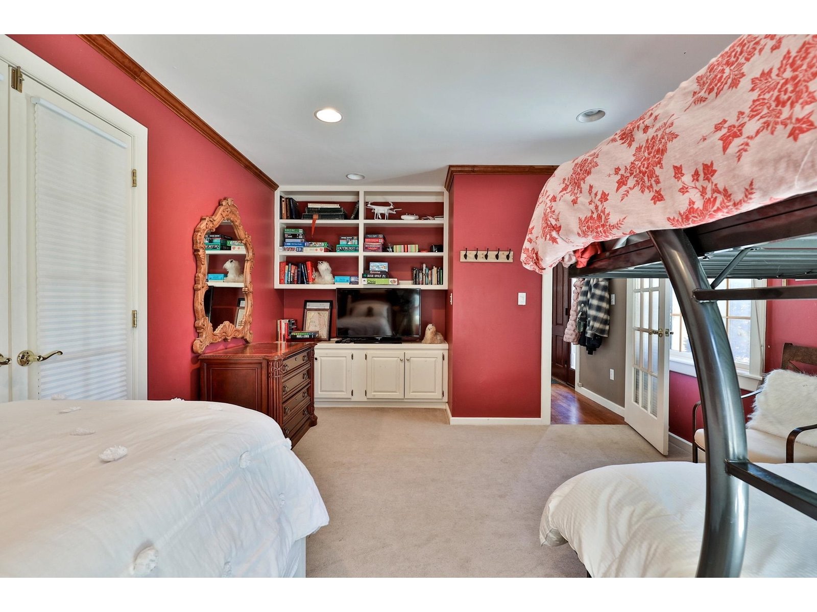 Office with built-ins