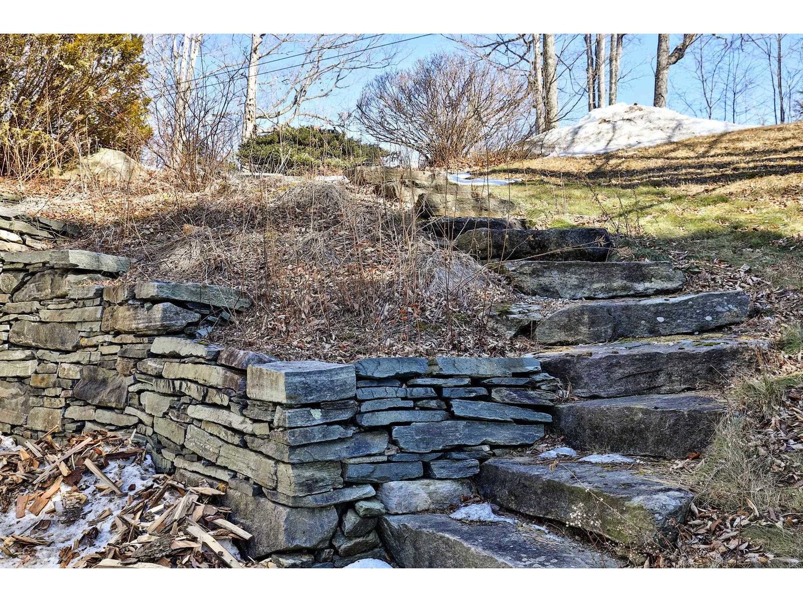 Exterior stone